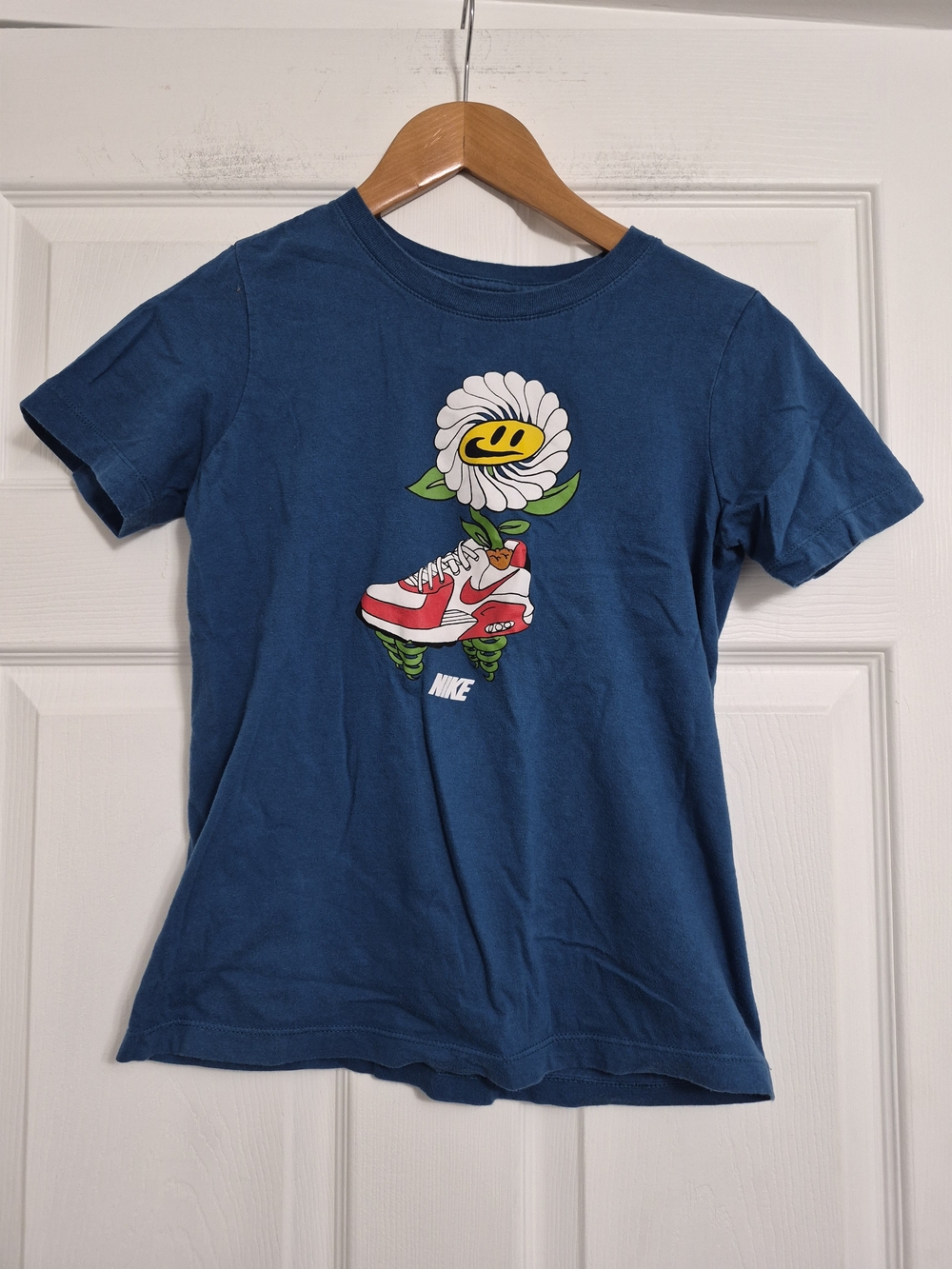 Nike SB Daisy T-Shirt Graphic Tee Blue Medium